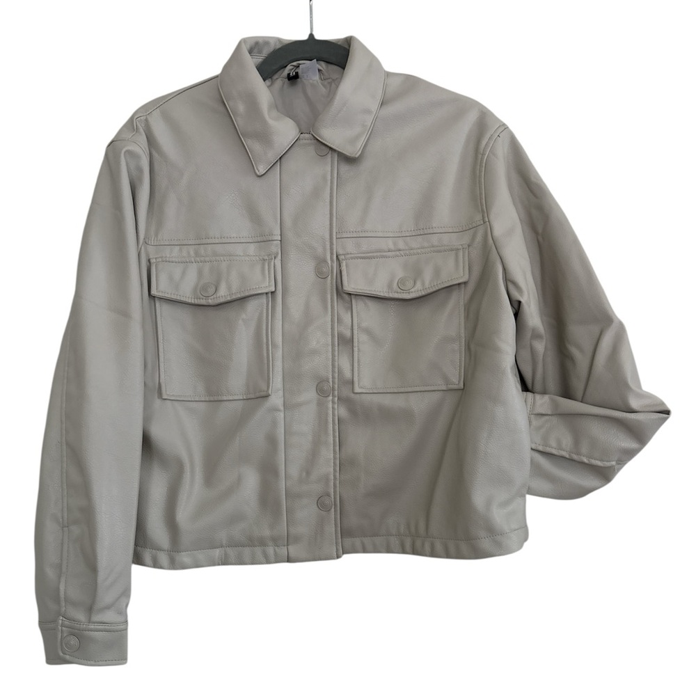 DIVIDED H&M Women’s Faux Leather Jacket Beige Button Front Utility Style Size S